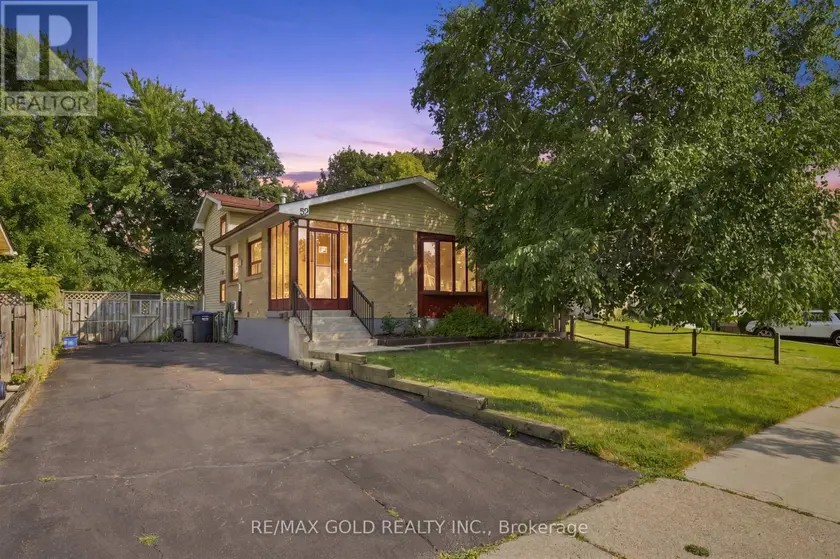 Detached at 52 MADOC DRIVE, Brampton