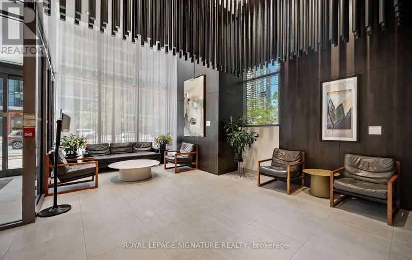 Apartment at 3512 - 4065 CONFEDERATION PARKWAY, Mississauga