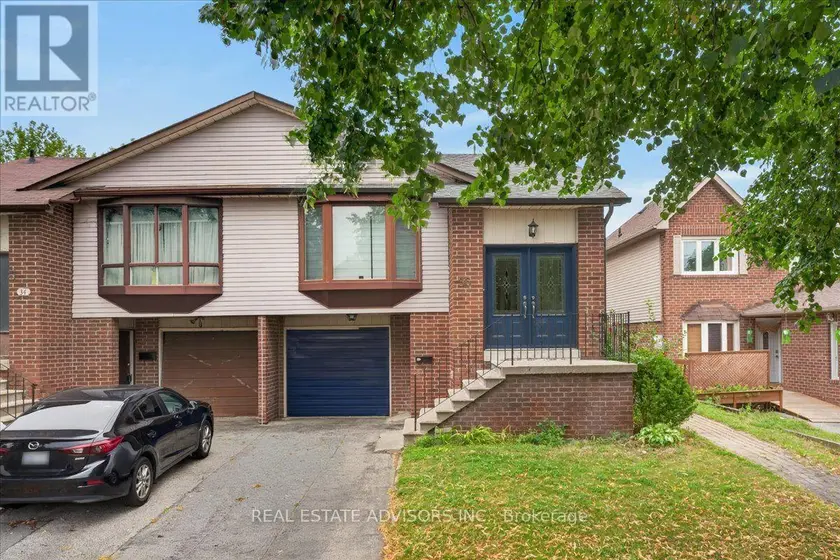 Semi-Detached/Link at 36 MOUNT PLEASANT DRIVE, Brampton