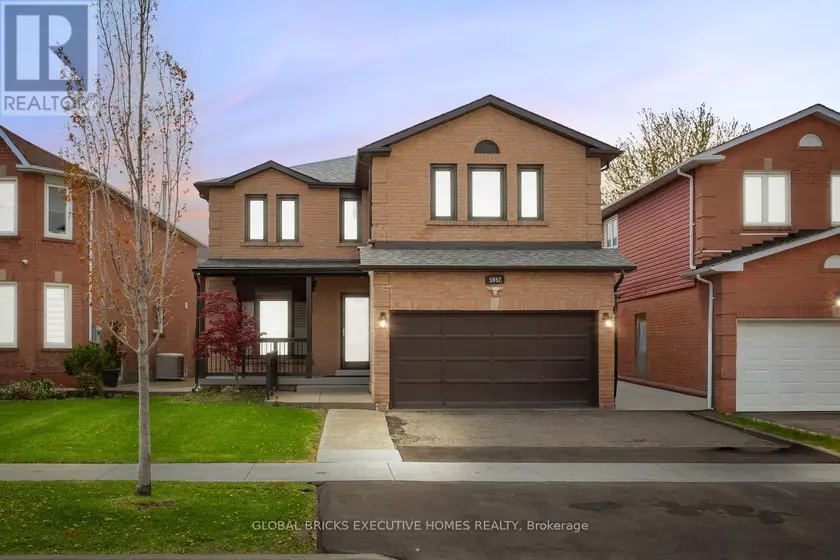 Detached at 5952 GROSSBEAK DRIVE, Mississauga