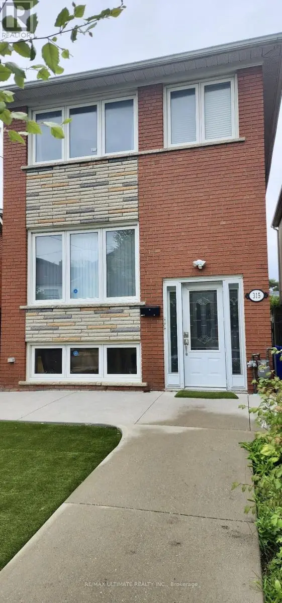 Detached at 2ND FLOOR - 315 HARVIE AVENUE, Toronto