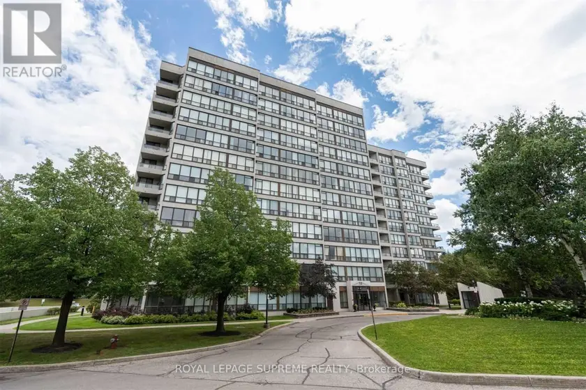 Apartment at 903 - 10 LAURELCREST STREET N, Brampton