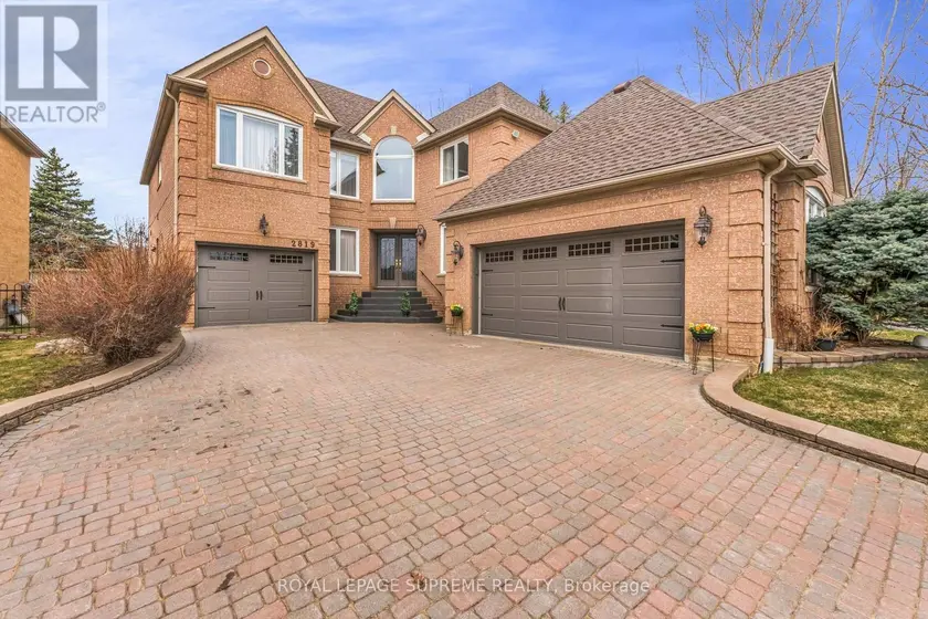 Detached at 2819 DUNCAIRN DRIVE, Mississauga