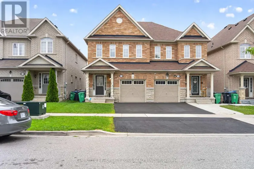 Semi-Detached/Link at 11 SELSDON STREET, Brampton