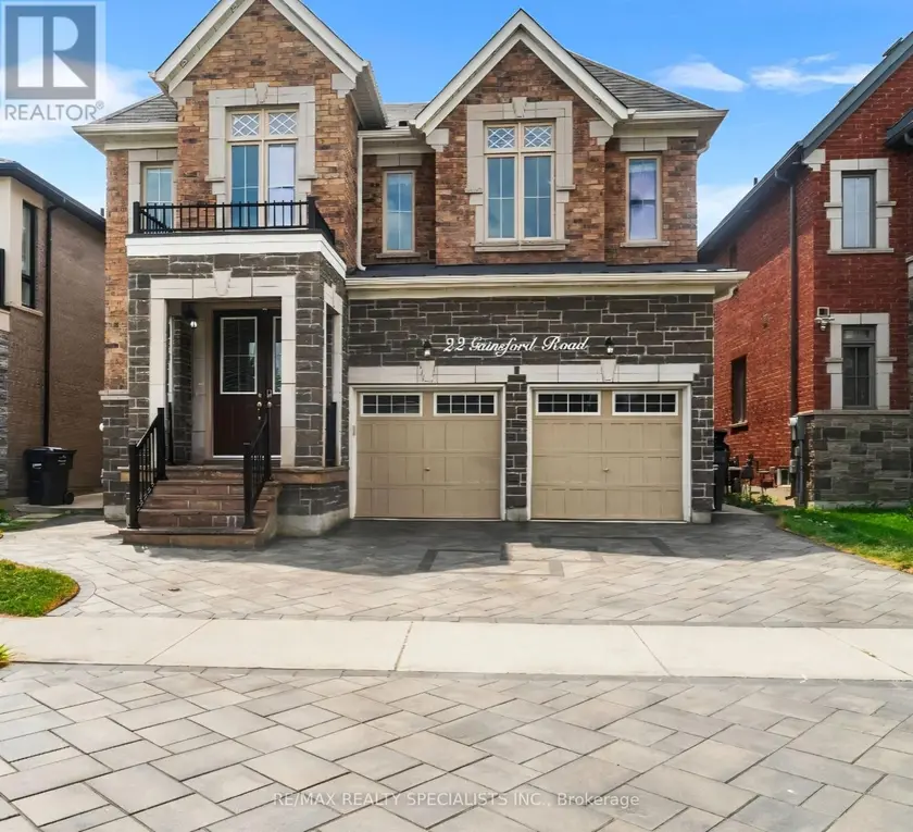 Detached at 22 GAINSFORD ROAD, Brampton