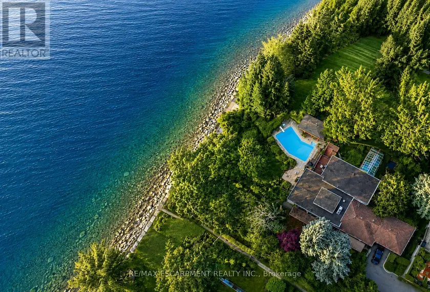 Detached at 10 BROOKFIELD ROAD, Oakville