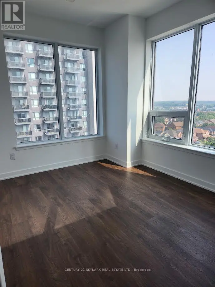 Apartment at 1011 - 5105 HURONTARIO STREET, Mississauga