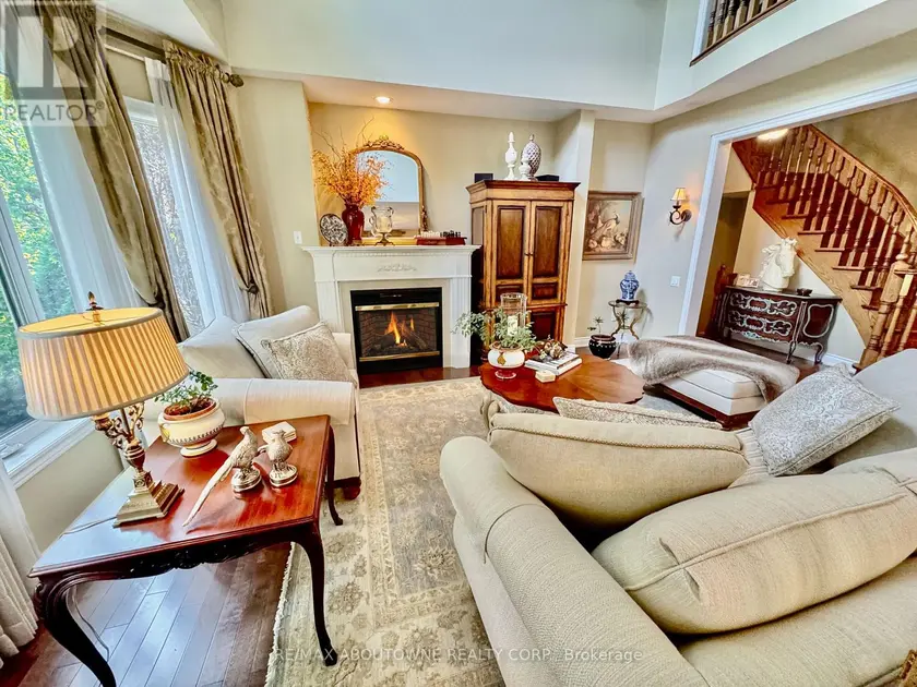 Detached at 434 NAUTICAL BOULEVARD, Oakville