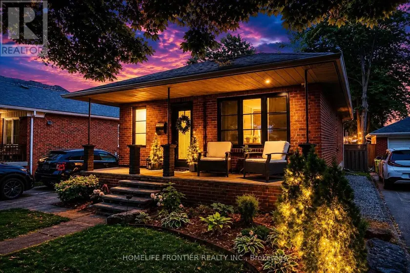 Detached at 23 WHALEY DRIVE, Toronto