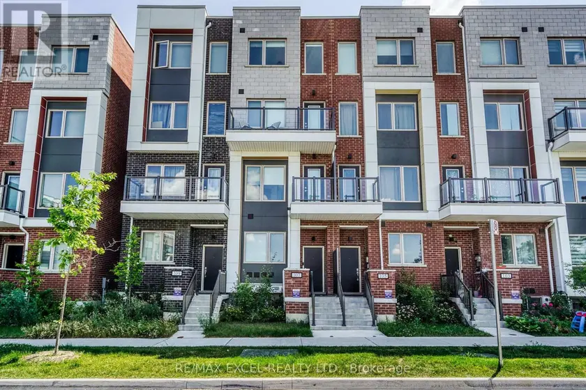 Townhouse at ROOM4 - 70 WILLIAM DUNCAN ROAD, Toronto