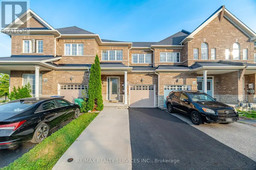 Townhouse at 18 SEEDLAND CRESCENT, Brampton