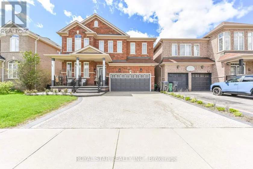 Detached at 38 ROBITAILLE DRIVE, Brampton