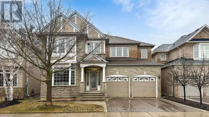 Detached at 2258 ROCHESTER CIRCLE, Oakville