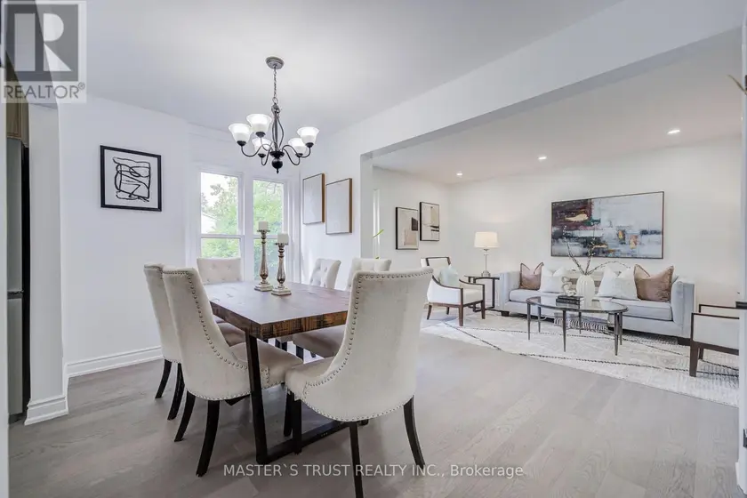 Detached at 4 GATSBY SQUARE, Brampton
