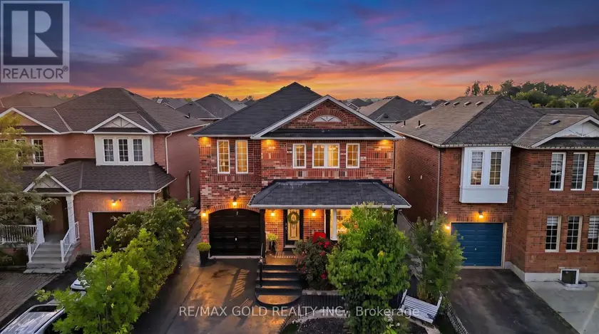 Detached at 30 SCHOONER DRIVE, Brampton