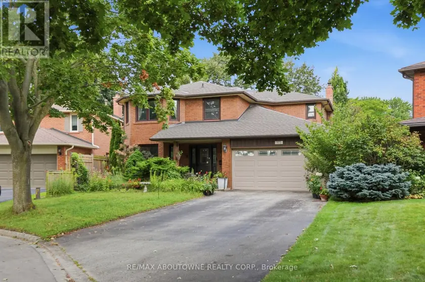 Detached at 572 HARMONY AVENUE, Burlington