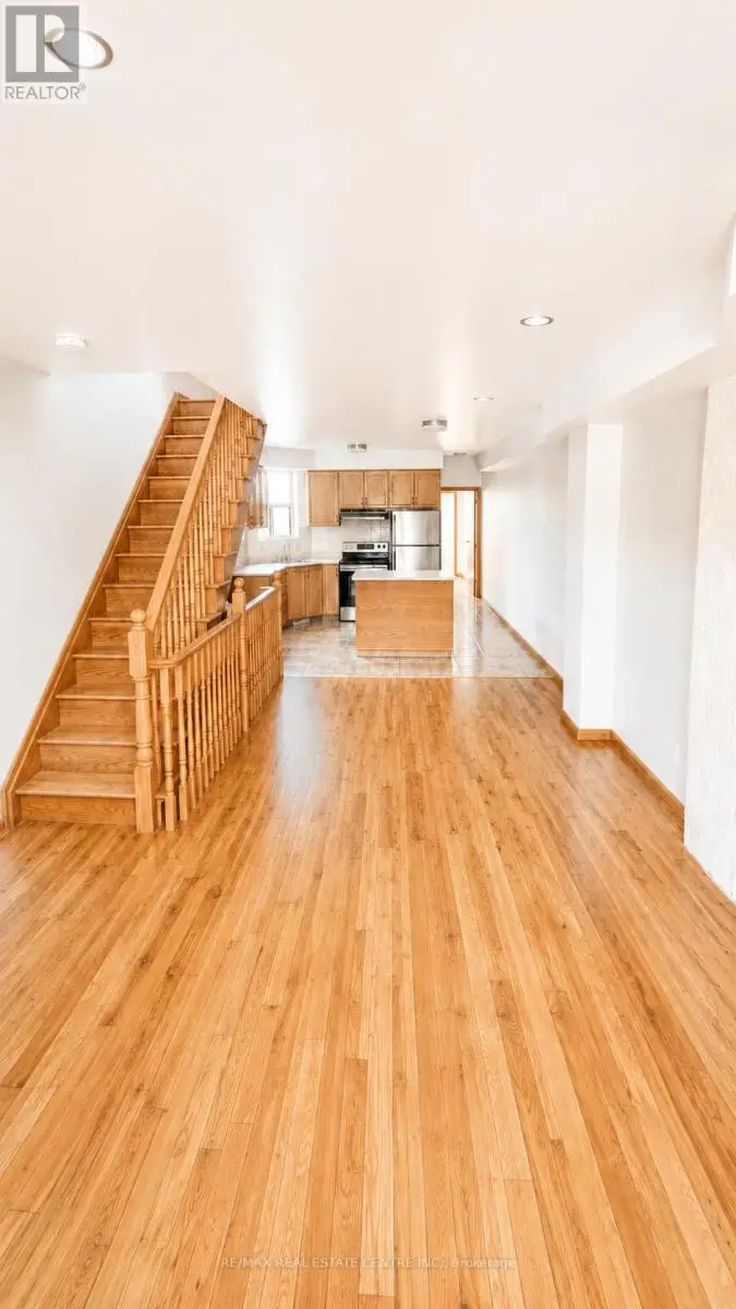 Semi-Detached/Link at UPPER - 908 OSSINGTON AVENUE, Toronto