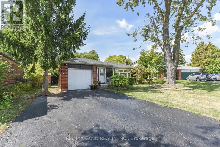 Detached at 11 DUDLEY PLACE, Brampton
