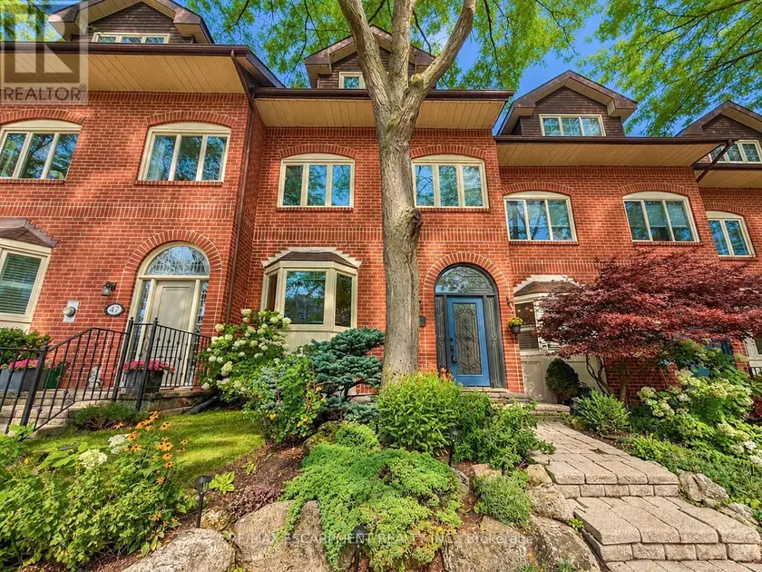Townhouse at 45 TRADEWIND DRIVE, Oakville