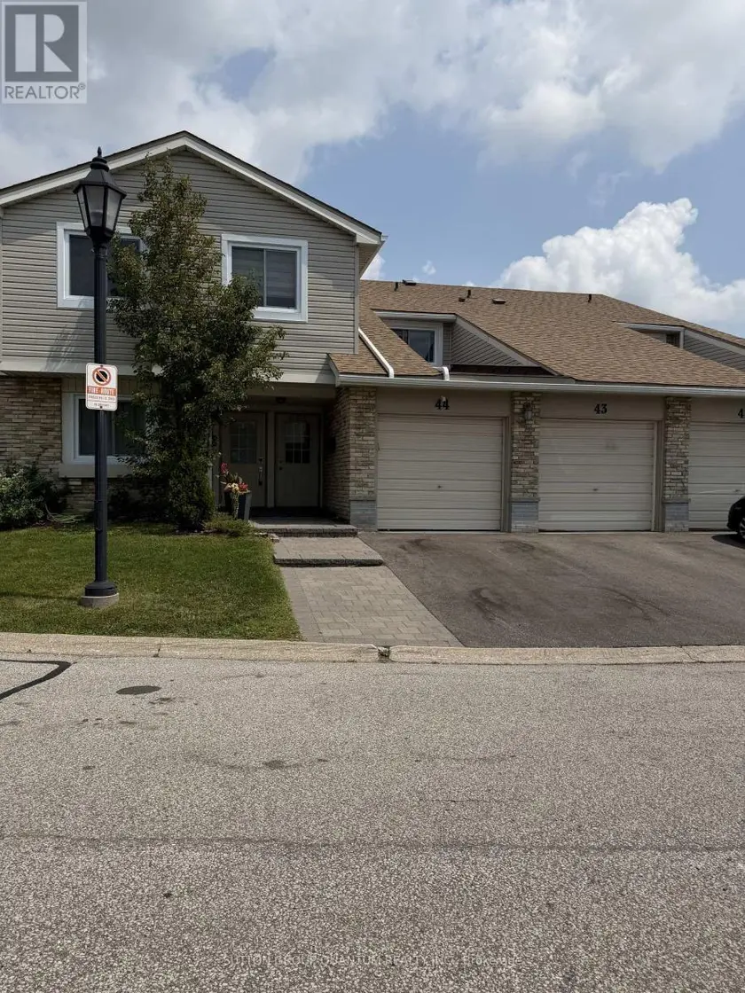 Townhouse at 42 - 6777 FORMENTERA AVENUE, Mississauga