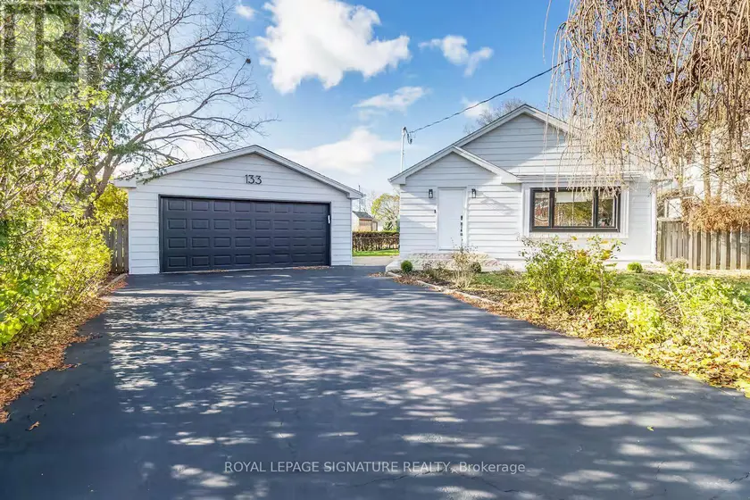 Detached at 133 INGLEWOOD DRIVE, Oakville