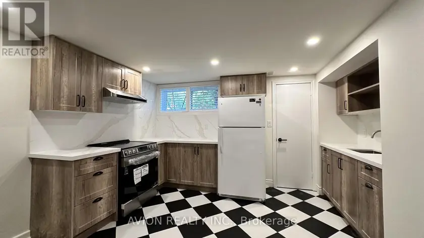 Detached at BSMT - 570 EXBURY CRESCENT, Mississauga