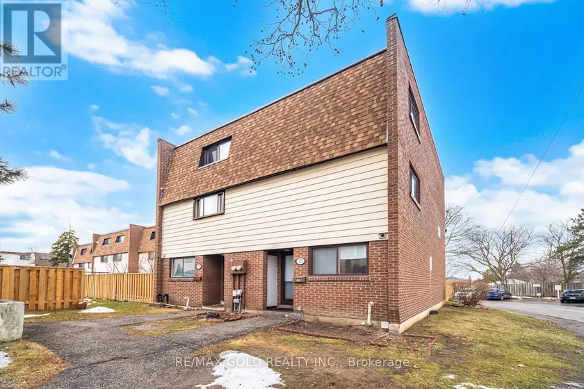 Townhouse at 178 - 180 MISSISSAUGA VALLEY BOULEVARD, Mississauga