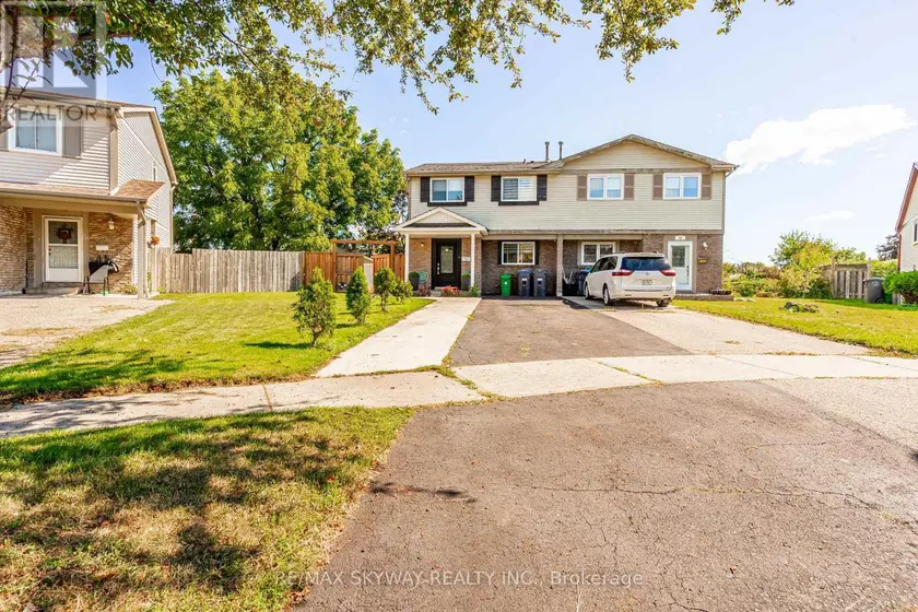 Semi-Detached/Link at 52 CHARTERS ROAD, Brampton