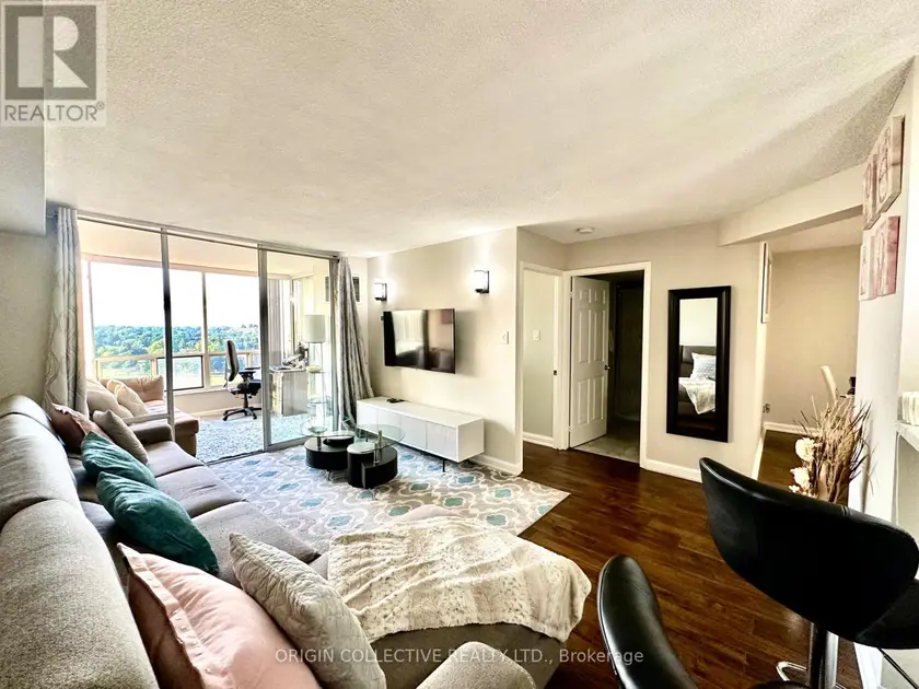 Apartment at 905 - 24 HANOVER ROAD, Brampton