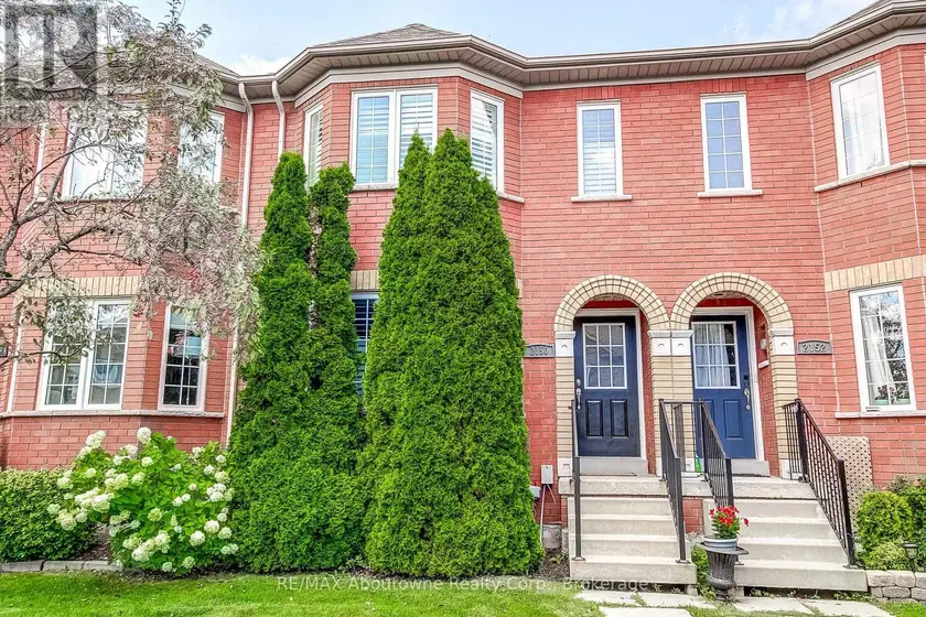 Townhouse at 2150 FOREST GATE PARK, Oakville