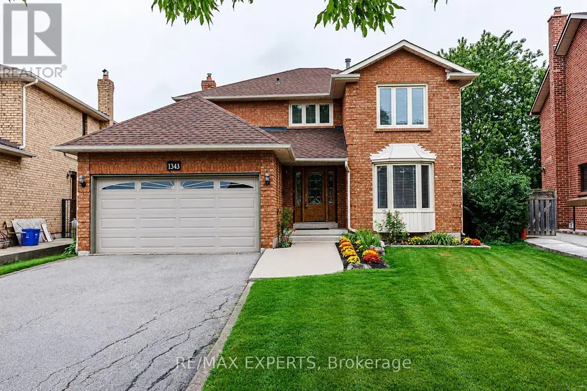Detached at 1343 GREENWOOD CRESCENT, Oakville