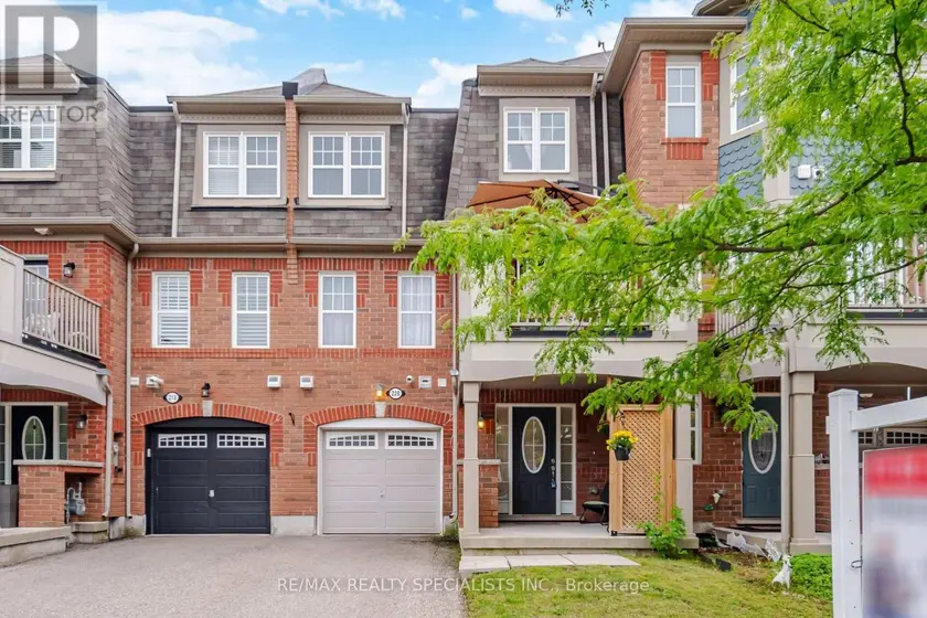 Townhouse at 220 MORTIMER CRESCENT, Milton