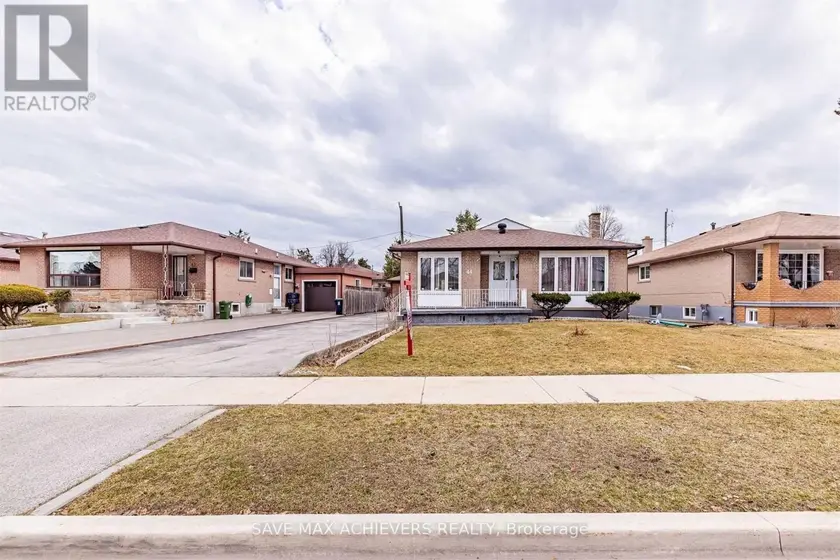Detached at 44 STRATHAVON DRIVE, Toronto
