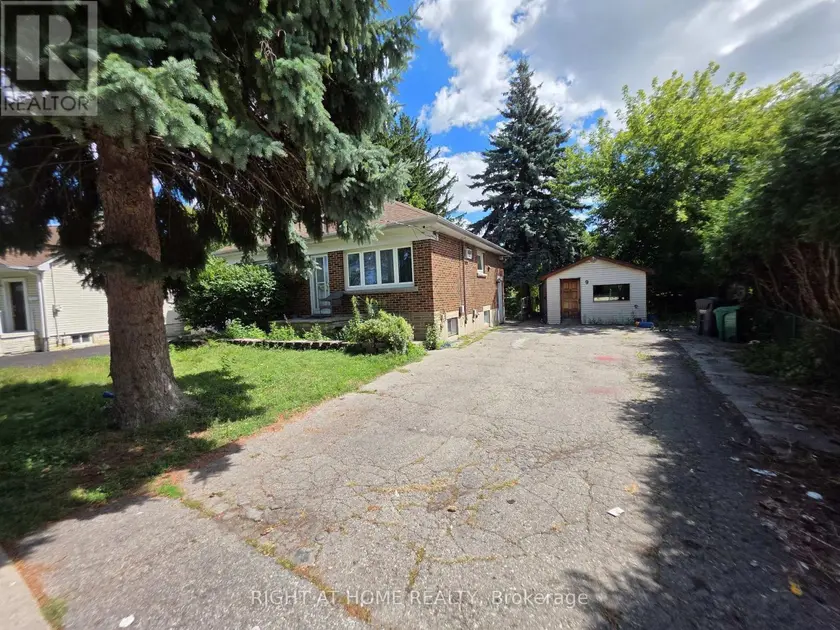 Detached at 9 ROGERS ROAD, Brampton