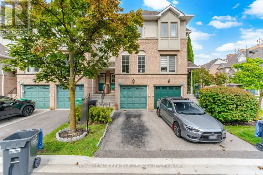 Townhouse at 108 - 1050 BRISTOL ROAD W, Mississauga