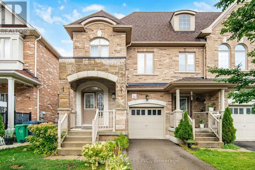 Townhouse at 25 YATELY STREET, Brampton