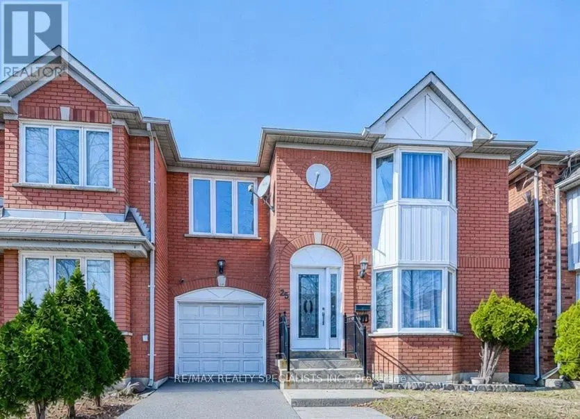 Semi-Detached/Link at 35 SOFTNEEDLE AVENUE, Brampton
