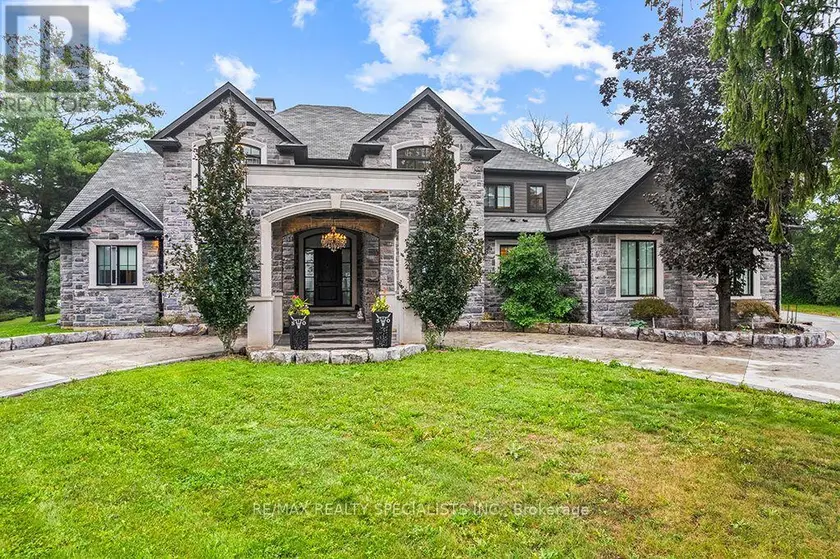 Detached at 5026 NO 2 SIDE ROAD, Burlington