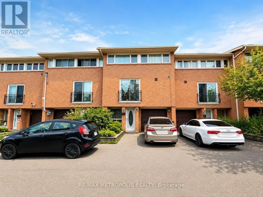 Townhouse at 24 ENCLAVE MEWS, Toronto