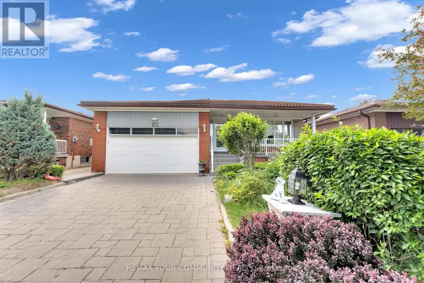 Detached at BSMT - 39 VEERLAND DRIVE, Toronto