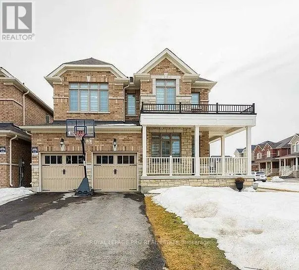 Detached at 3 ASH HILL AVENUE, Caledon