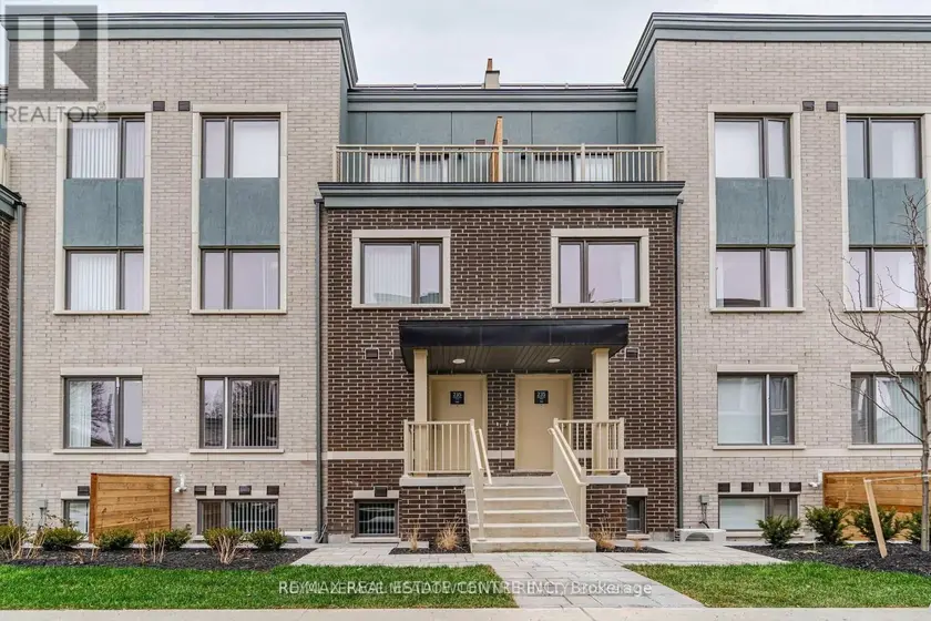 Townhouse at 142 - 235 BIRMINGHAM STREET, Toronto