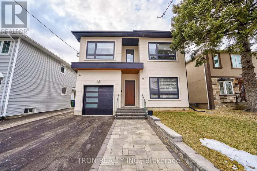 Detached at 38 UNO DRIVE, Toronto