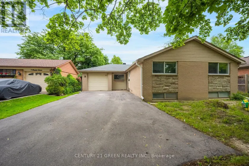 Detached at 11 BURGBY AVENUE, Brampton