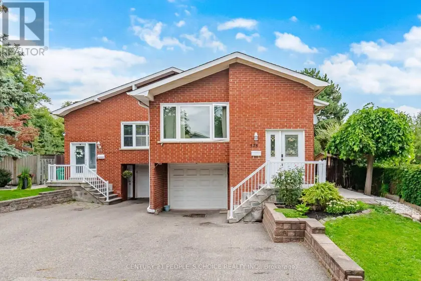 Semi-Detached/Link at 578 CAVELL DRIVE, Mississauga