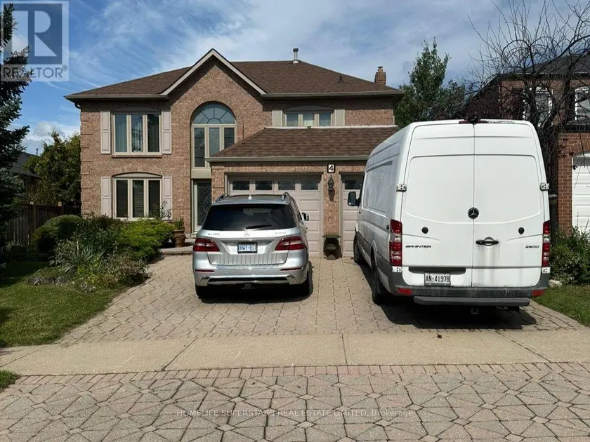 Detached at 4 NOTTINGHAM CRESCENT, Brampton