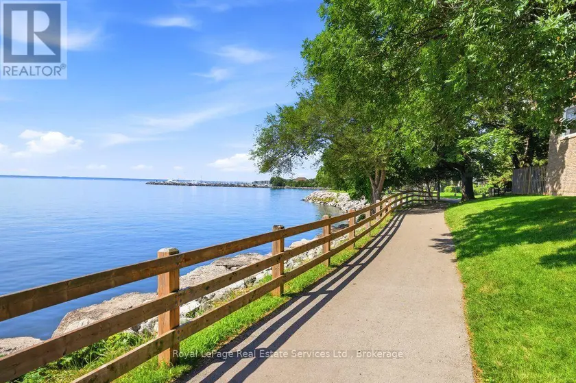 Townhouse at 5 - 2120 MARINE DRIVE, Oakville