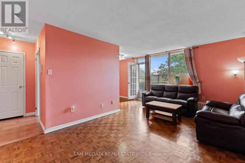 Apartment at 208 - 3145 QUEEN FREDERICA DRIVE, Mississauga