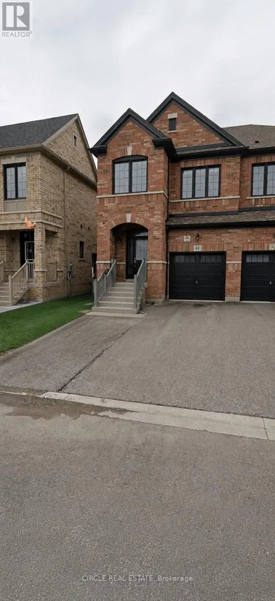 Semi-Detached/Link at 44 FORDHAM ROAD, Brampton