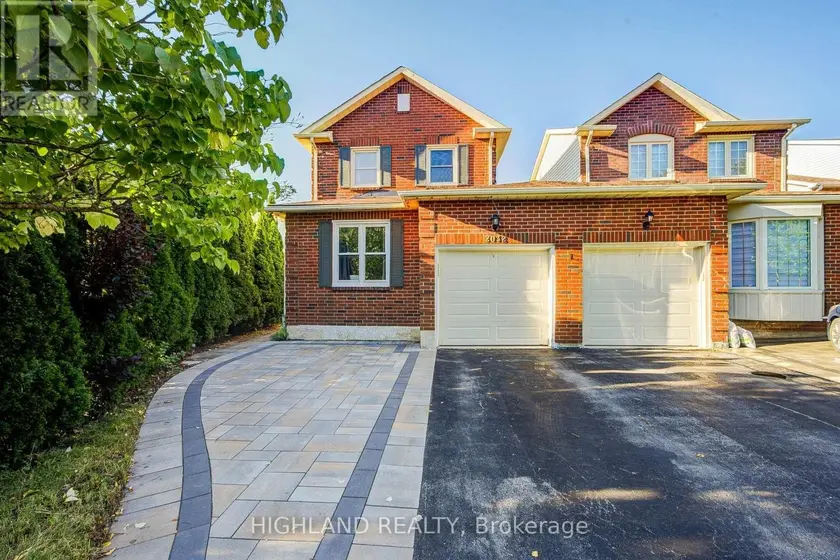 Semi-Detached/Link at 2032 GLENADA CRESCENT, Oakville